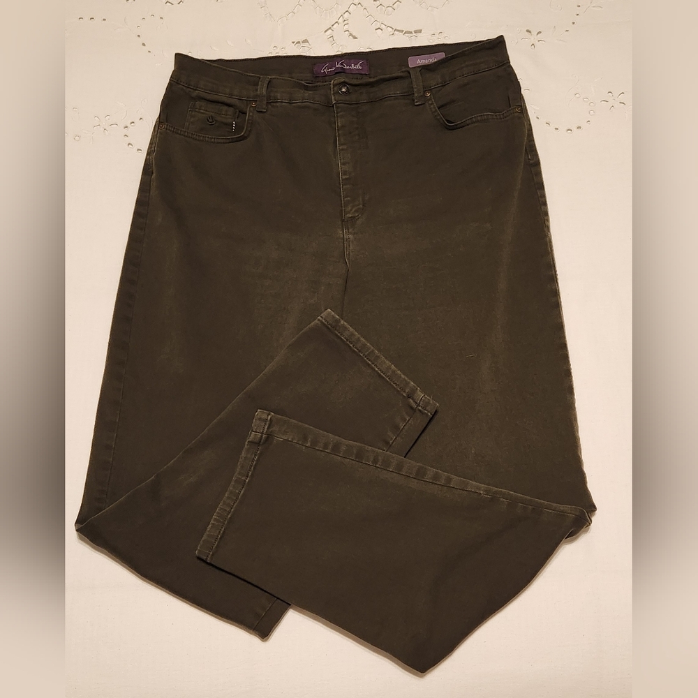 Gloria Vanderbilt® Amanda Classic Women's Straight Jeans (Olive Green 18L)